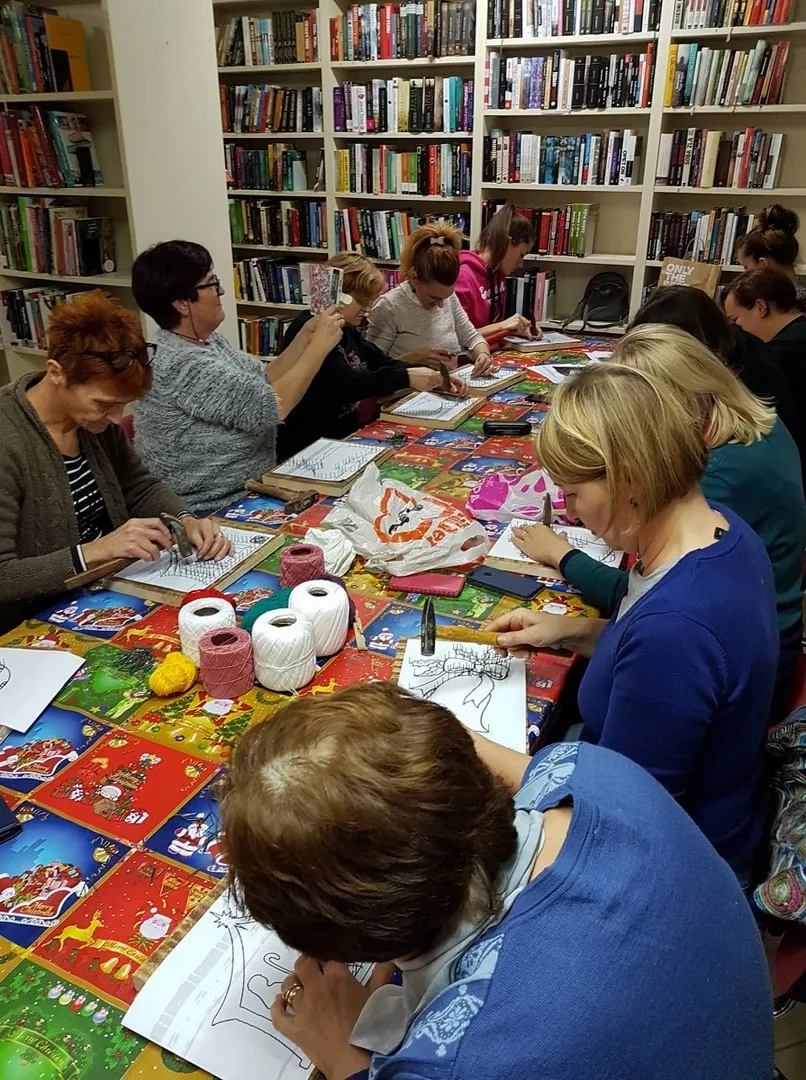 Božićna string art radionica