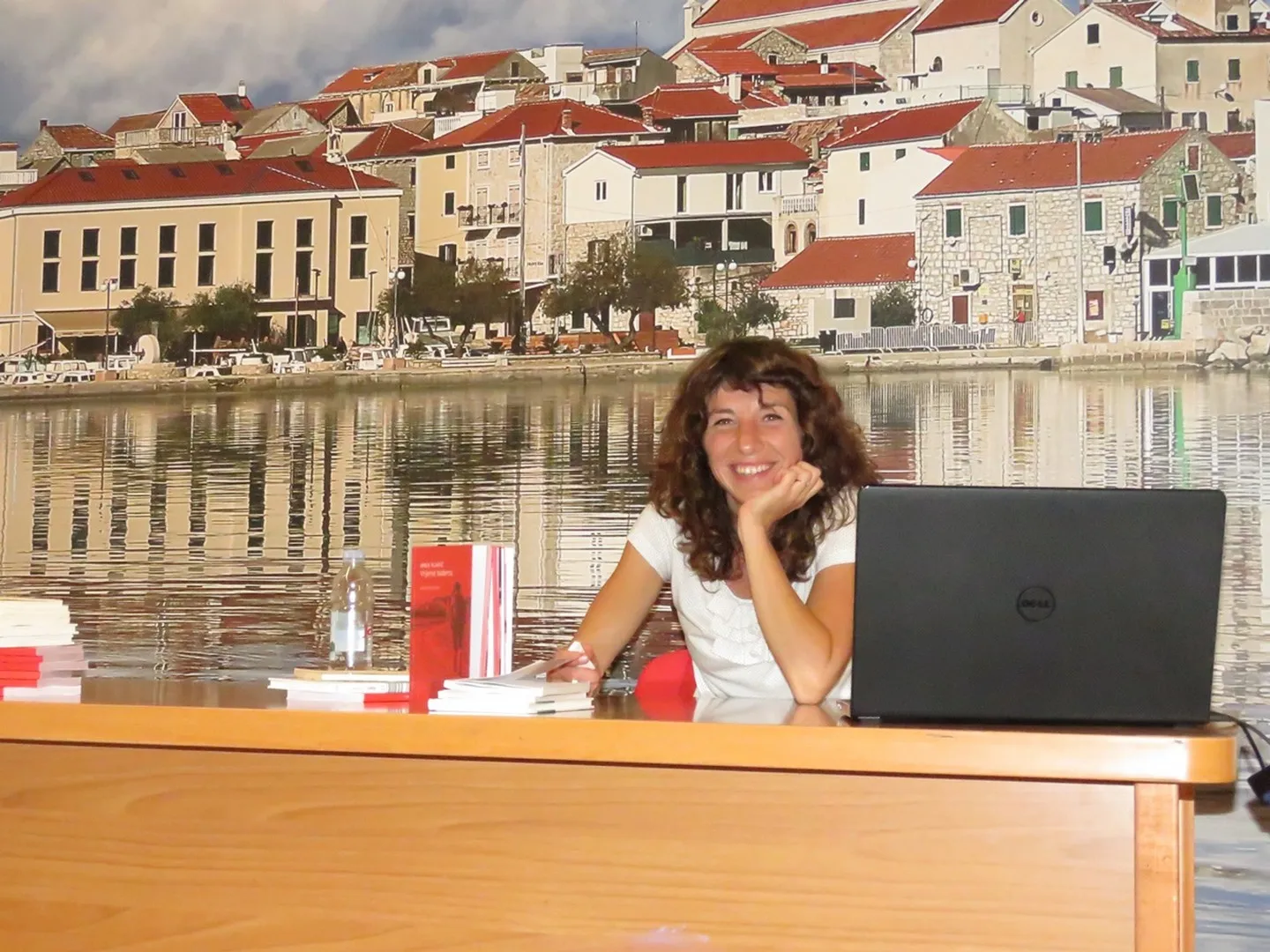 Maja Klarić, putovanja s poezijom