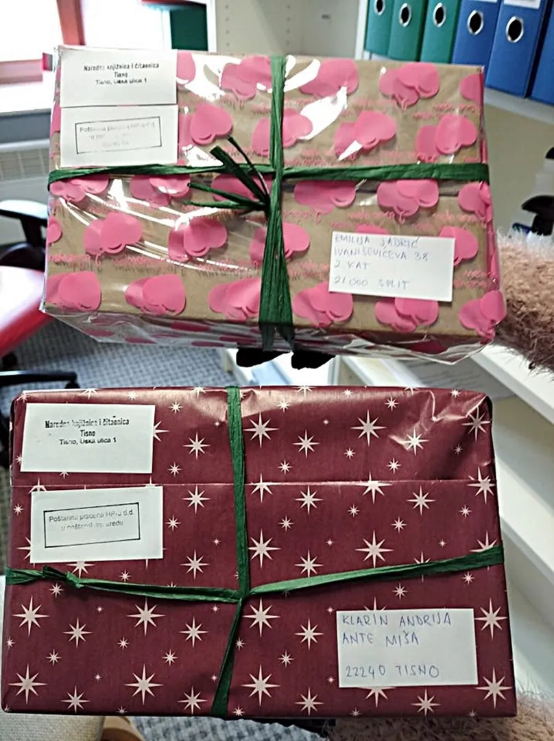 MOMO I TOMO STIGLI MALIM ILUSTRATORIMA!