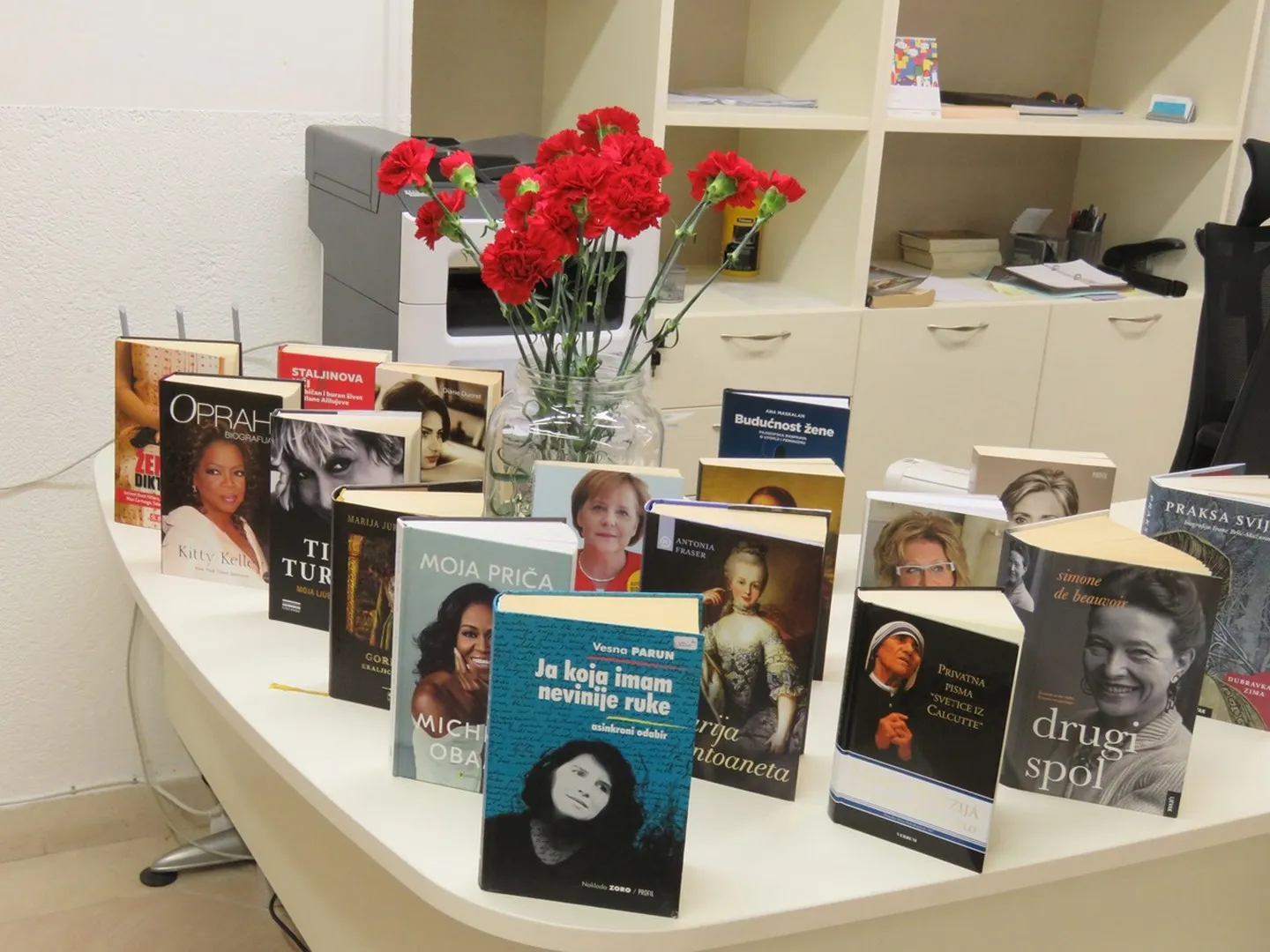 “Ženom se ne rađa, ženom se postaje.“ – Simone de Beauvoir